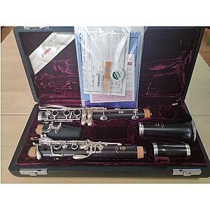 Yamaha Clarinet YCL-650 Professional Model Bb Clarinet